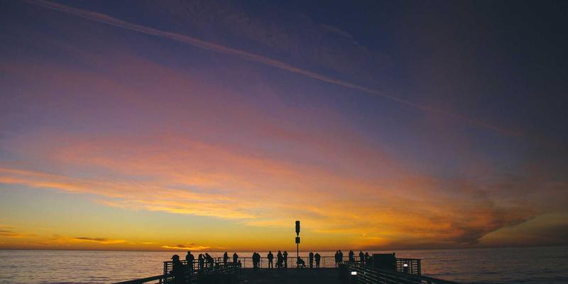 飞飞8899的时尚蜕变：从服饰搭配小白到时尚女装达人的成长之路与成功秘诀